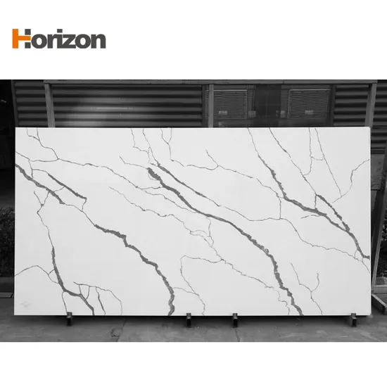 Dalle de quartz artificiel blanc cristallin Comptoir en quartz artificiel Calacatta avec veines noires
